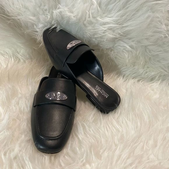 Michael Kors Flat Slip on leather shoes - Picture 3 of 11